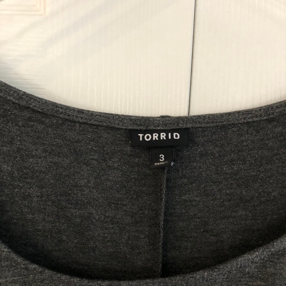 Torrid Shirred Tulip Midi Dress Charcoal Heather - Picture 3 of 8